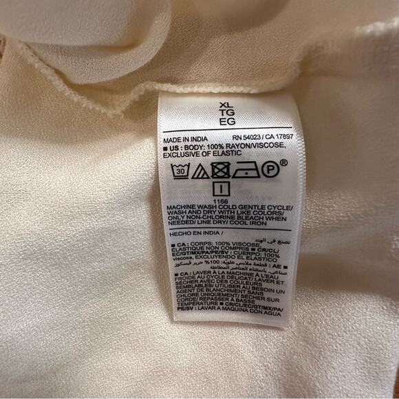 Old Navy Square Neck Crepe Off the Shoulder Long Sleeve Peasant Top Sz XL XLarge - Picture 12 of 13